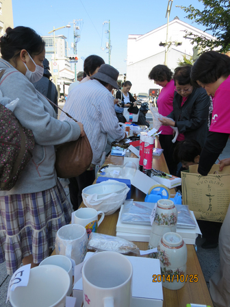 02_tenjin-charity2014.jpg